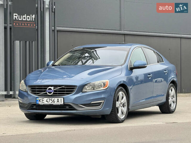 Синій Вольво С60, об'ємом двигуна 2 л та пробігом 164 тис. км за 11950 $, фото 6 на Automoto.ua