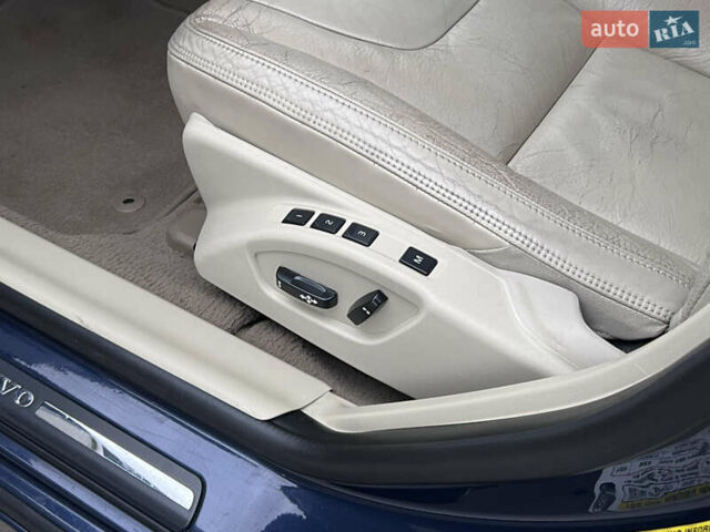 Синий Вольво С60, объемом двигателя 2.5 л и пробегом 206 тыс. км за 9990 $, фото 15 на Automoto.ua