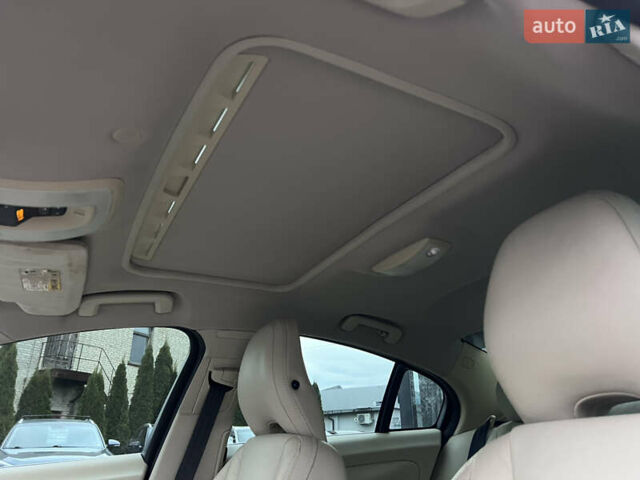 Синий Вольво С60, объемом двигателя 2.5 л и пробегом 206 тыс. км за 9990 $, фото 26 на Automoto.ua