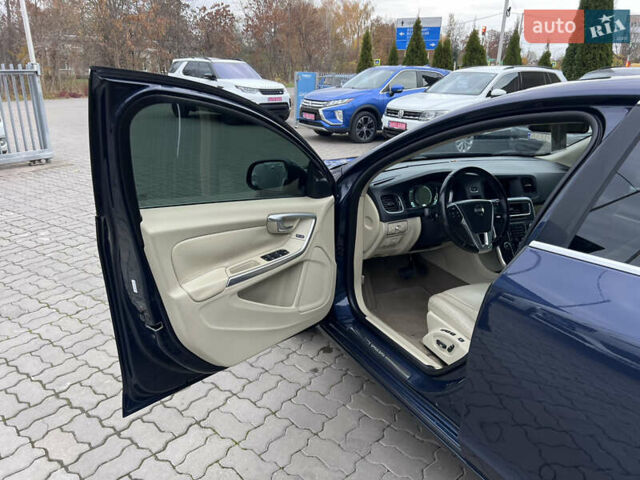 Синий Вольво С60, объемом двигателя 2.5 л и пробегом 206 тыс. км за 9990 $, фото 11 на Automoto.ua