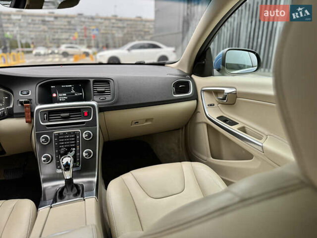 Синій Вольво С60, об'ємом двигуна 2 л та пробігом 164 тис. км за 11950 $, фото 23 на Automoto.ua