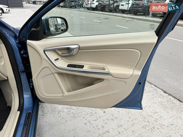 Синій Вольво С60, об'ємом двигуна 2 л та пробігом 164 тис. км за 11950 $, фото 7 на Automoto.ua