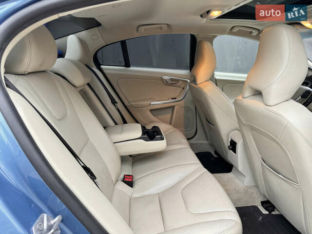 Синій Вольво С60, об'ємом двигуна 2 л та пробігом 164 тис. км за 11950 $, фото 13 на Automoto.ua