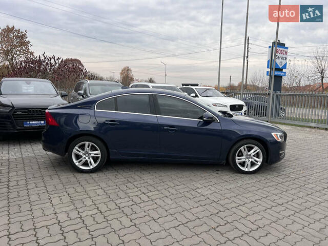 Синий Вольво С60, объемом двигателя 2.5 л и пробегом 206 тыс. км за 9990 $, фото 1 на Automoto.ua