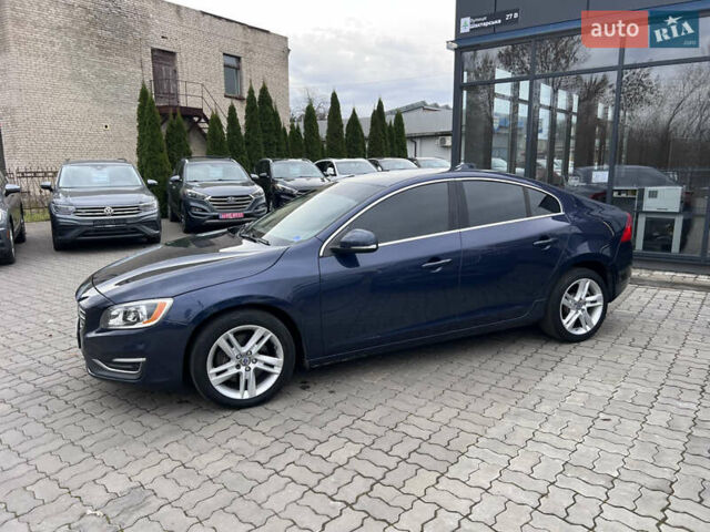 Синий Вольво С60, объемом двигателя 2.5 л и пробегом 206 тыс. км за 9990 $, фото 8 на Automoto.ua