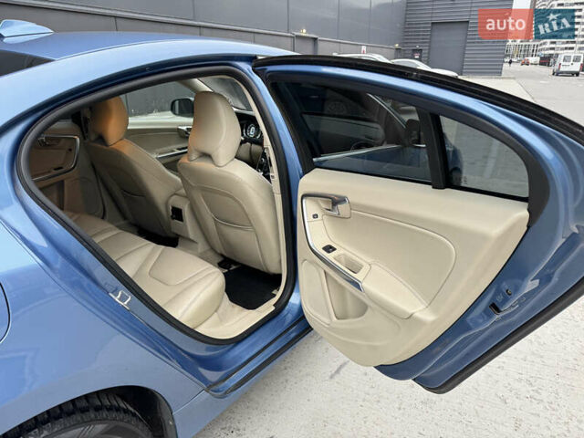 Синій Вольво С60, об'ємом двигуна 2 л та пробігом 164 тис. км за 11950 $, фото 11 на Automoto.ua