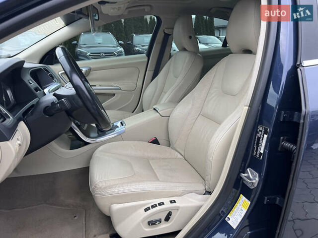 Синий Вольво С60, объемом двигателя 2.5 л и пробегом 206 тыс. км за 9990 $, фото 13 на Automoto.ua