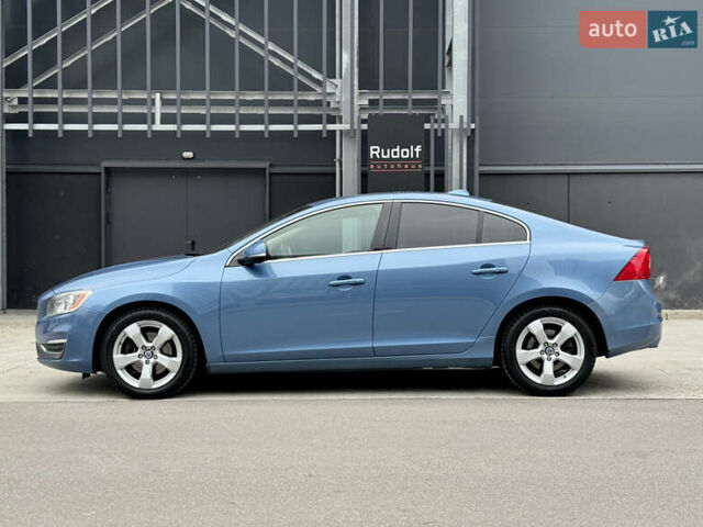 Синій Вольво С60, об'ємом двигуна 2 л та пробігом 164 тис. км за 11950 $, фото 5 на Automoto.ua