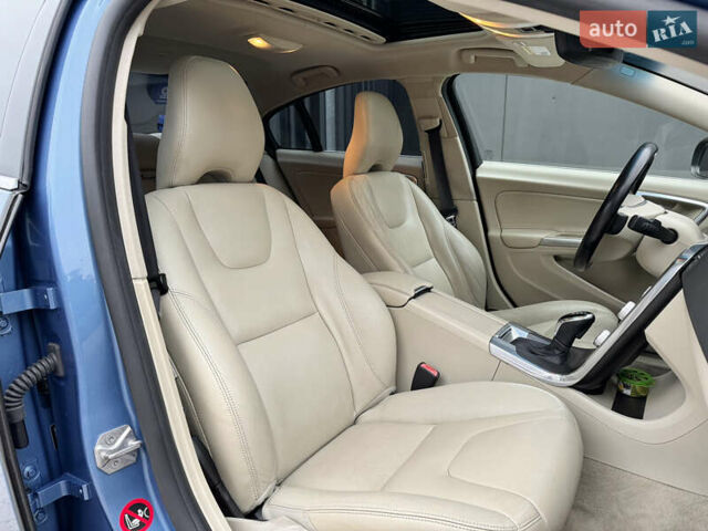 Синій Вольво С60, об'ємом двигуна 2 л та пробігом 164 тис. км за 11950 $, фото 10 на Automoto.ua