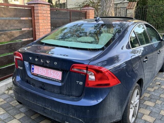 Синий Вольво С60, объемом двигателя 2 л и пробегом 140 тыс. км за 12500 $, фото 5 на Automoto.ua