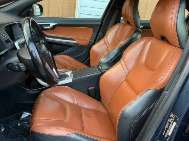 Синий Вольво С60, объемом двигателя 0 л и пробегом 142 тыс. км за 3200 $, фото 8 на Automoto.ua