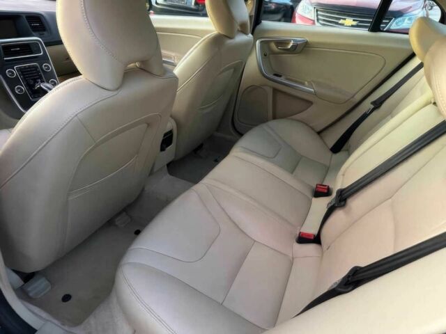 Синій Вольво С60, об'ємом двигуна 2 л та пробігом 76 тис. км за 9500 $, фото 11 на Automoto.ua