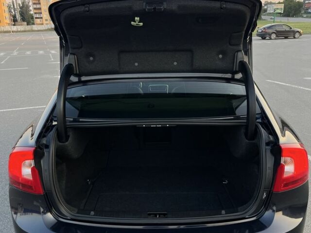 Синий Вольво С60, объемом двигателя 2 л и пробегом 229 тыс. км за 13300 $, фото 3 на Automoto.ua