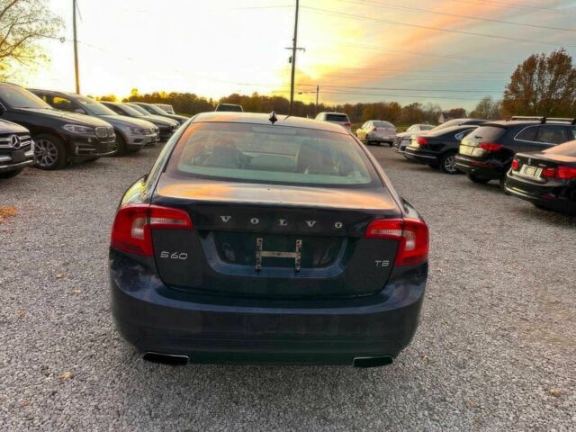 Синій Вольво С60, об'ємом двигуна 2 л та пробігом 76 тис. км за 9500 $, фото 6 на Automoto.ua