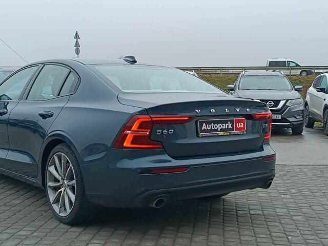 Синий Вольво С60, объемом двигателя 2 л и пробегом 92 тыс. км за 17000 $, фото 7 на Automoto.ua