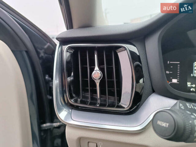 Синий Вольво С60, объемом двигателя 2 л и пробегом 92 тыс. км за 17000 $, фото 29 на Automoto.ua