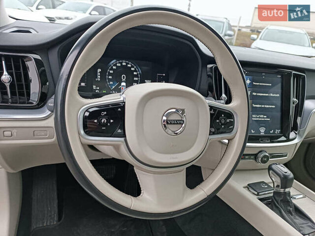 Синий Вольво С60, объемом двигателя 2 л и пробегом 92 тыс. км за 17000 $, фото 30 на Automoto.ua