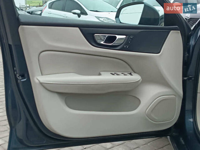 Синий Вольво С60, объемом двигателя 2 л и пробегом 92 тыс. км за 17000 $, фото 24 на Automoto.ua