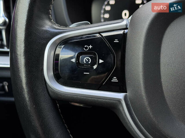 Синій Вольво С60, об'ємом двигуна 2 л та пробігом 58 тис. км за 31500 $, фото 19 на Automoto.ua