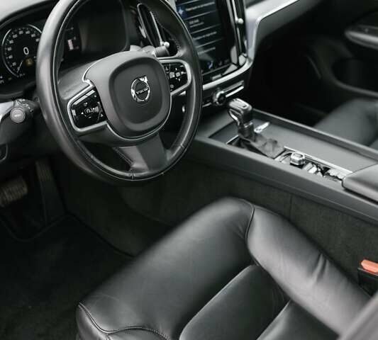 Синий Вольво С60, объемом двигателя 1.97 л и пробегом 72 тыс. км за 21900 $, фото 8 на Automoto.ua