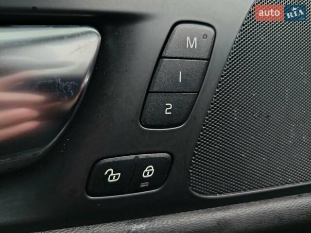 Синий Вольво С60, объемом двигателя 2 л и пробегом 165 тыс. км за 16900 $, фото 14 на Automoto.ua