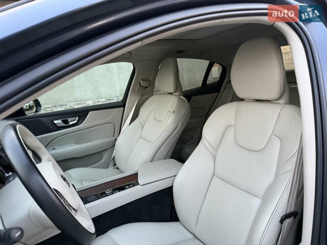 Синій Вольво С60, об'ємом двигуна 1.97 л та пробігом 67 тис. км за 19800 $, фото 18 на Automoto.ua