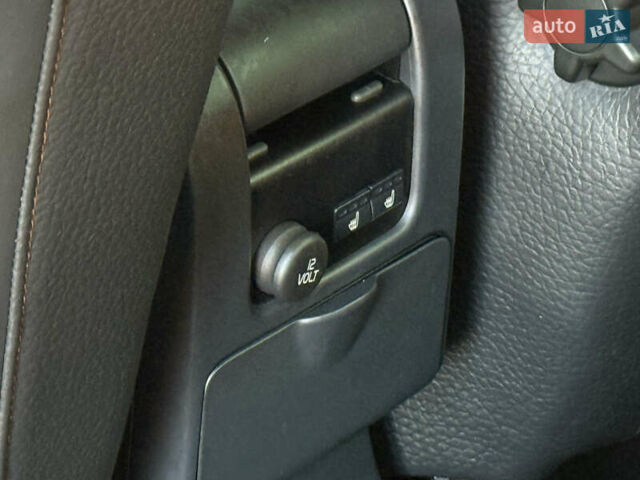 Оранжевый Вольво С60, объемом двигателя 2 л и пробегом 161 тыс. км за 7900 $, фото 40 на Automoto.ua