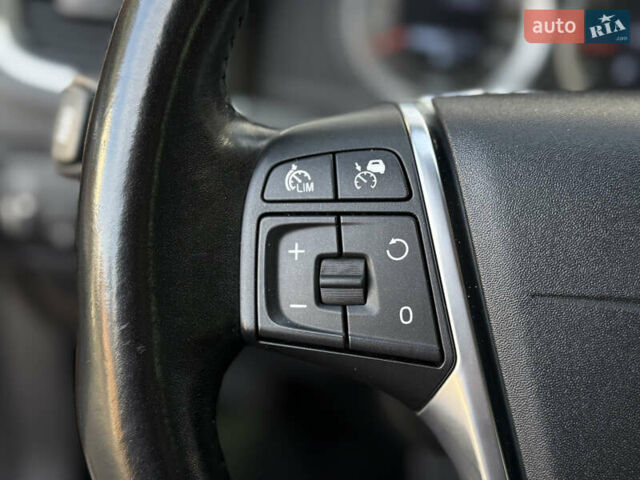 Оранжевый Вольво С60, объемом двигателя 2 л и пробегом 161 тыс. км за 7900 $, фото 54 на Automoto.ua