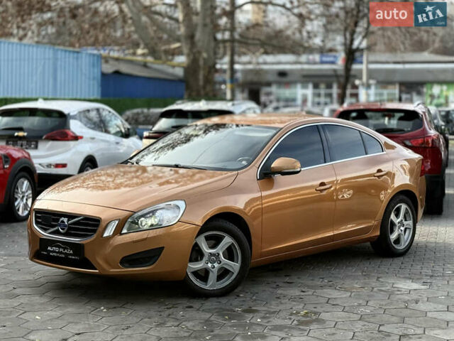 Оранжевый Вольво С60, объемом двигателя 2 л и пробегом 161 тыс. км за 7900 $, фото 9 на Automoto.ua