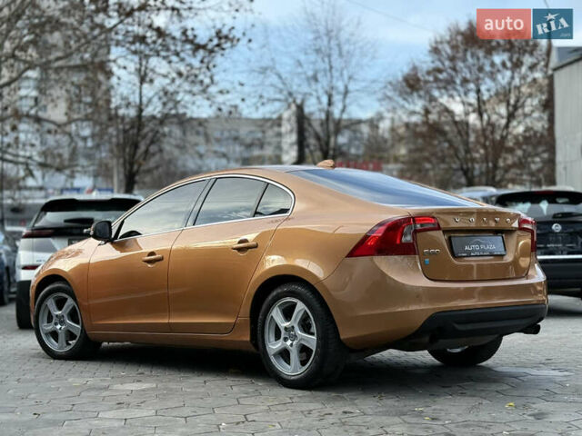 Оранжевый Вольво С60, объемом двигателя 2 л и пробегом 161 тыс. км за 7900 $, фото 35 на Automoto.ua