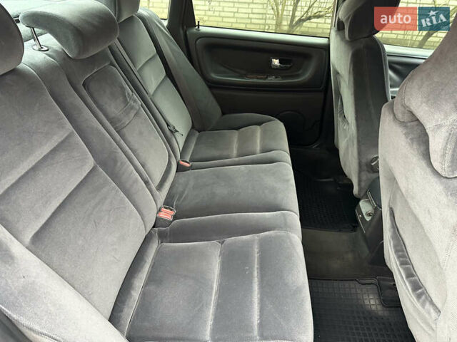 Белый Вольво С70, объемом двигателя 2.44 л и пробегом 373 тыс. км за 3600 $, фото 23 на Automoto.ua