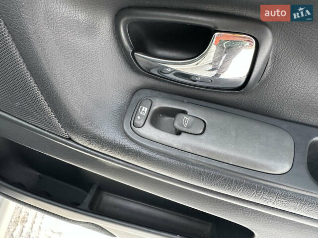 Білий Вольво S70, об'ємом двигуна 2.44 л та пробігом 374 тис. км за 3499 $, фото 27 на Automoto.ua