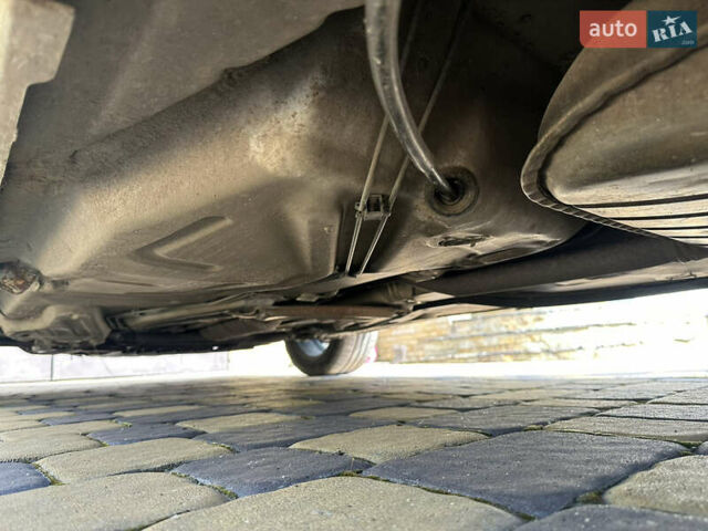 Белый Вольво С70, объемом двигателя 2.44 л и пробегом 371 тыс. км за 4199 $, фото 30 на Automoto.ua