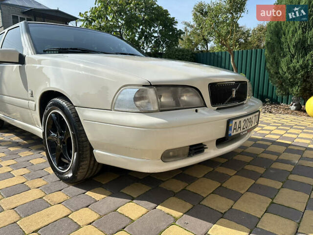 Белый Вольво С70, объемом двигателя 2.44 л и пробегом 370 тыс. км за 4499 $, фото 13 на Automoto.ua