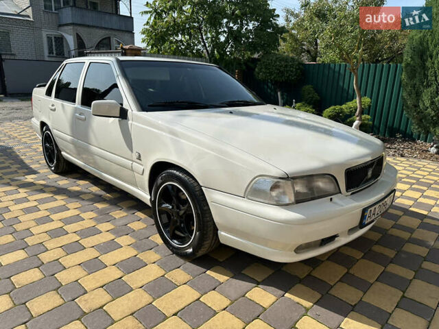 Белый Вольво С70, объемом двигателя 2.44 л и пробегом 370 тыс. км за 4499 $, фото 12 на Automoto.ua