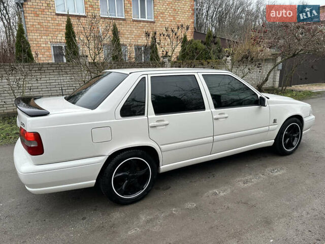 Белый Вольво С70, объемом двигателя 2.44 л и пробегом 373 тыс. км за 3600 $, фото 13 на Automoto.ua