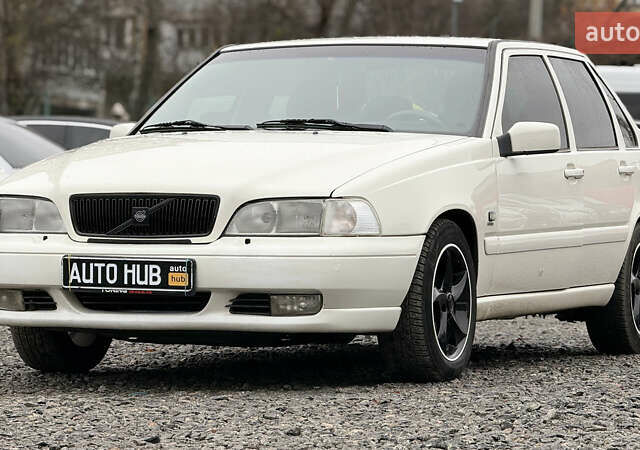 Белый Вольво С70, объемом двигателя 2.44 л и пробегом 373 тыс. км за 4200 $, фото 5 на Automoto.ua