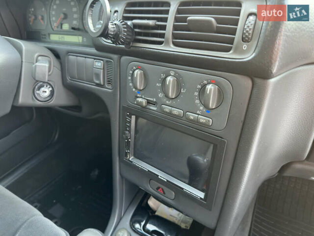 Білий Вольво S70, об'ємом двигуна 2.44 л та пробігом 374 тис. км за 3499 $, фото 29 на Automoto.ua