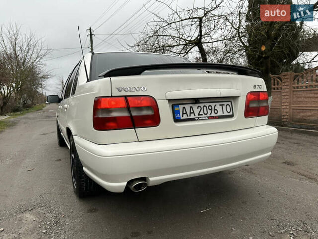 Белый Вольво С70, объемом двигателя 2.44 л и пробегом 373 тыс. км за 3600 $, фото 9 на Automoto.ua