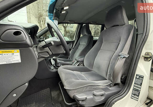 Белый Вольво С70, объемом двигателя 2.44 л и пробегом 373 тыс. км за 4200 $, фото 15 на Automoto.ua