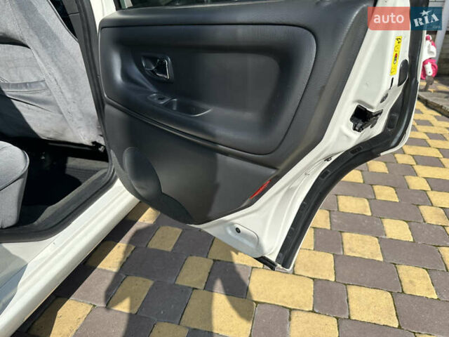 Белый Вольво С70, объемом двигателя 2.44 л и пробегом 370 тыс. км за 4499 $, фото 21 на Automoto.ua