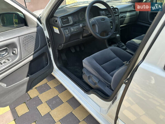 Белый Вольво С70, объемом двигателя 2.44 л и пробегом 370 тыс. км за 4499 $, фото 29 на Automoto.ua