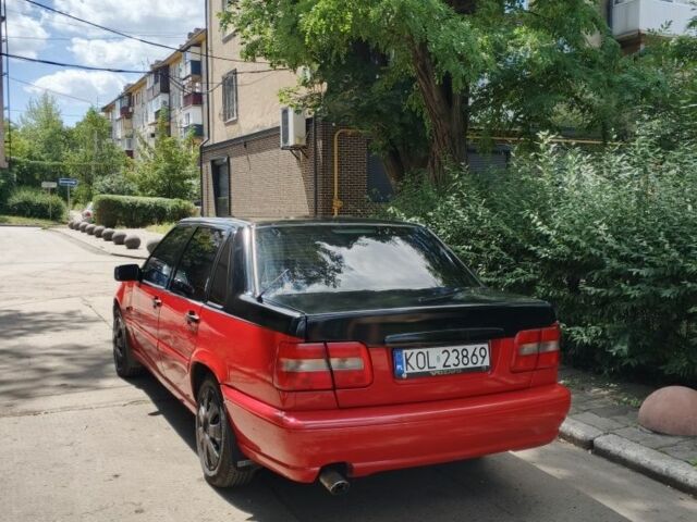 Красный Вольво С70, объемом двигателя 2.4 л и пробегом 290 тыс. км за 2401 $, фото 6 на Automoto.ua