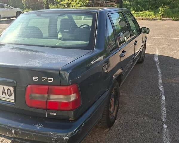 Вольво С70, объемом двигателя 2.5 л и пробегом 440 тыс. км за 2000 $, фото 4 на Automoto.ua
