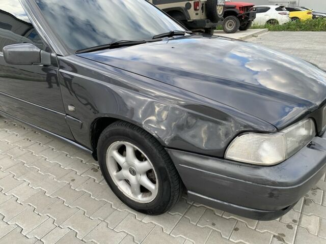 Серый Вольво С70, объемом двигателя 2.4 л и пробегом 385 тыс. км за 3500 $, фото 7 на Automoto.ua