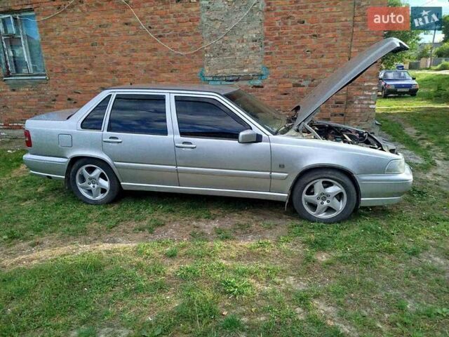 Сірий Вольво S70, об'ємом двигуна 2 л та пробігом 235 тис. км за 3500 $, фото 3 на Automoto.ua