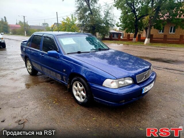 Синій Вольво S70, об'ємом двигуна 2 л та пробігом 250 тис. км за 2750 $, фото 1 на Automoto.ua