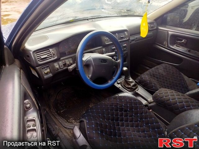 Синій Вольво S70, об'ємом двигуна 2 л та пробігом 250 тис. км за 2750 $, фото 4 на Automoto.ua