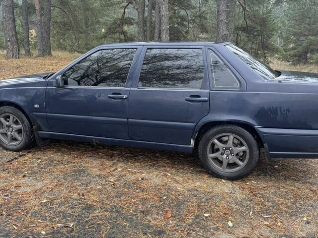 Синий Вольво С70, объемом двигателя 2.5 л и пробегом 510 тыс. км за 2900 $, фото 2 на Automoto.ua