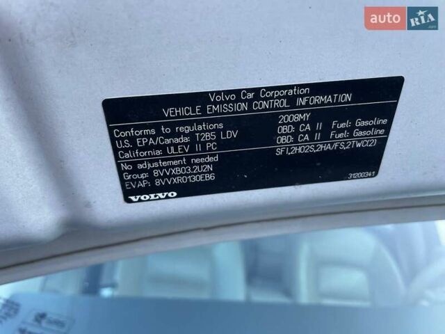 Білий Вольво S80, об'ємом двигуна 3.2 л та пробігом 250 тис. км за 6999 $, фото 5 на Automoto.ua